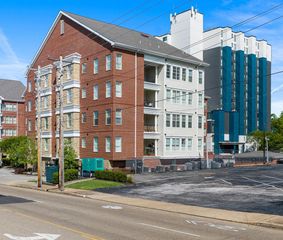 3520 Central Ave Apt 209, Memphis, TN 38111
