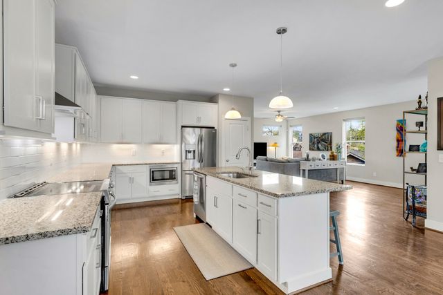 40 Hubbard St, Nashville, TN 37210