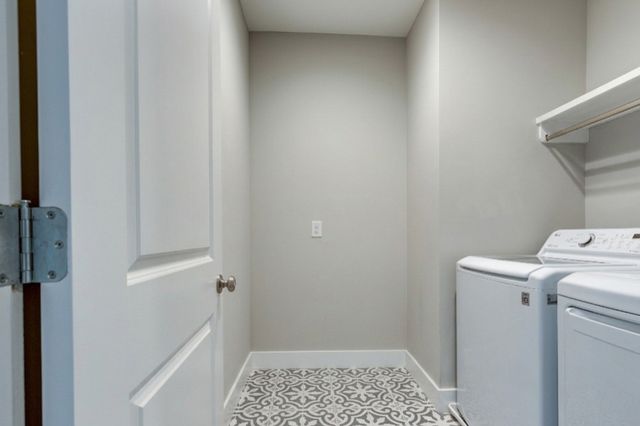 40 Hubbard St, Nashville, TN 37210