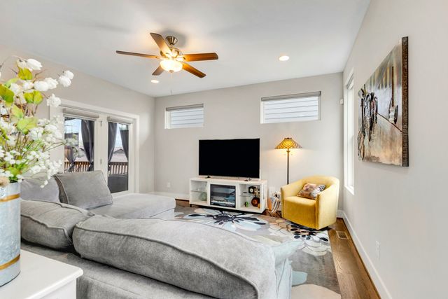 40 Hubbard St, Nashville, TN 37210