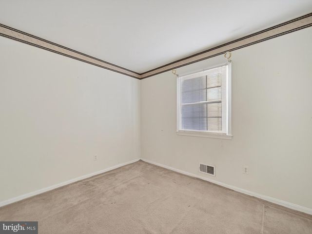 9315 LEES RIDGE RD, Warrenton, VA 20186