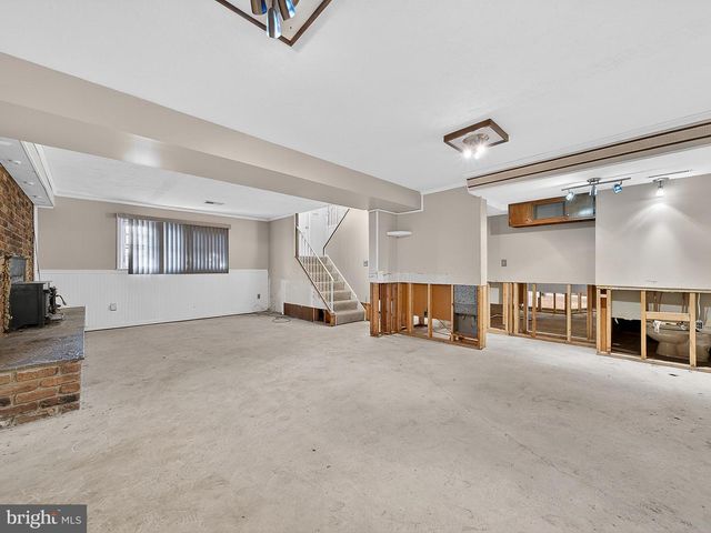 9315 LEES RIDGE RD, Warrenton, VA 20186