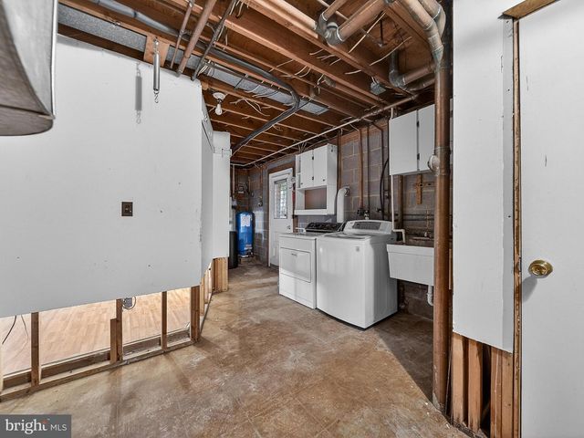 9315 LEES RIDGE RD, Warrenton, VA 20186