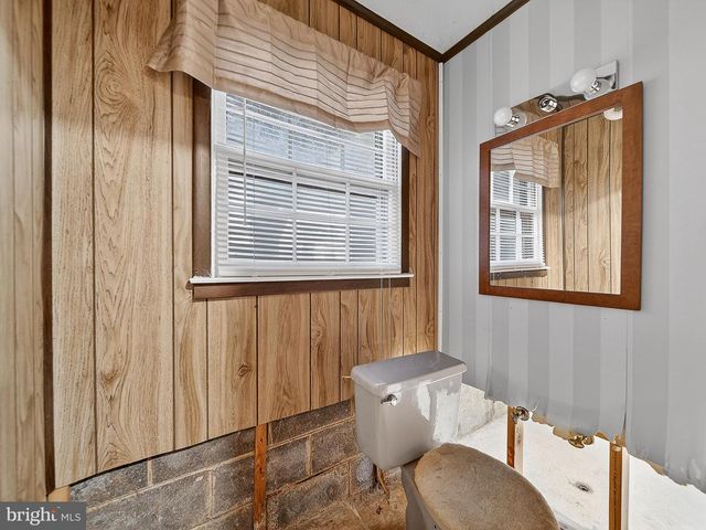 9315 LEES RIDGE RD, Warrenton, VA 20186