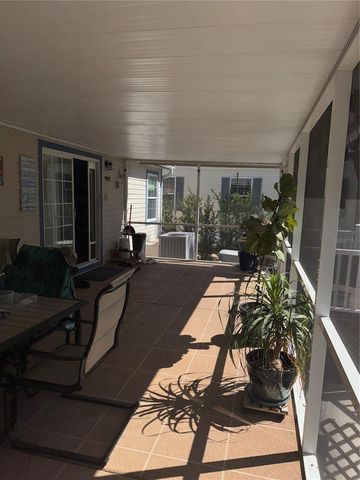20732 S GROVE LOOP 630, Lutz, FL 33558