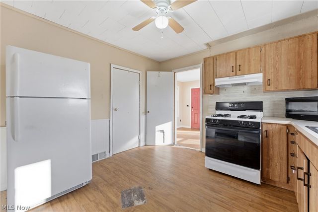 174 Yonker Street, Barberton, OH 44203