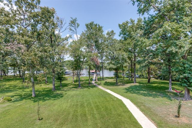 605 Private Road 5881, Yantis, TX 75497