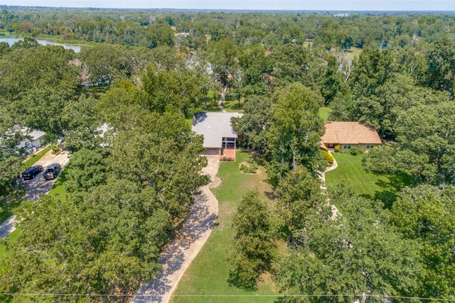 605 Private Road 5881, Yantis, TX 75497