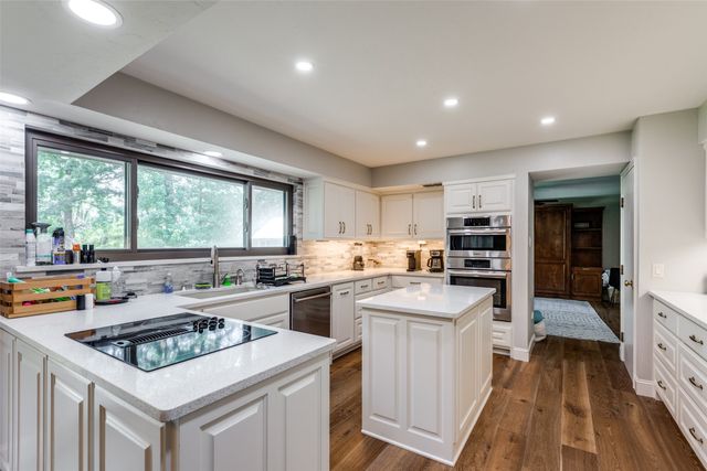 605 Private Road 5881, Yantis, TX 75497