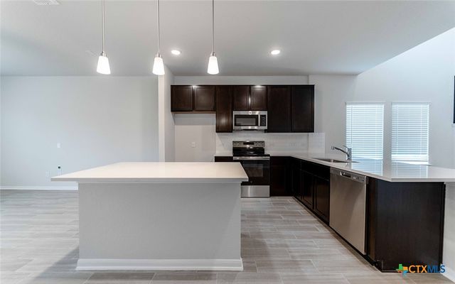 1232 Sweden, Seguin, TX 78155