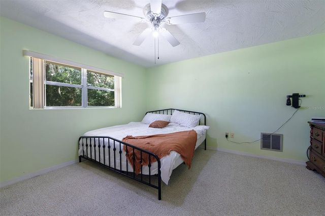 8976 LAKE DRIVE, New Port Richey, FL 34654