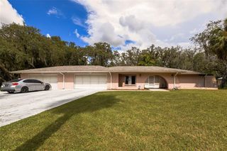 8976 LAKE DRIVE, New Port Richey, FL 34654