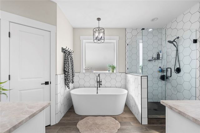 717-719 Evening Star Road, Bentonville, AR 72713