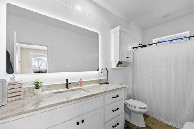 717-719 Evening Star Road, Bentonville, AR 72713