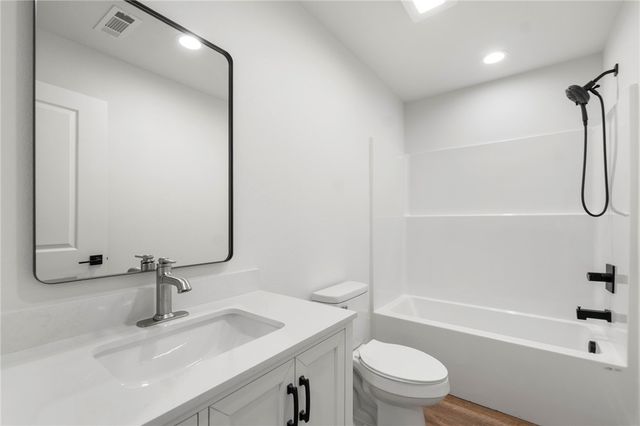 717-719 Evening Star Road, Bentonville, AR 72713