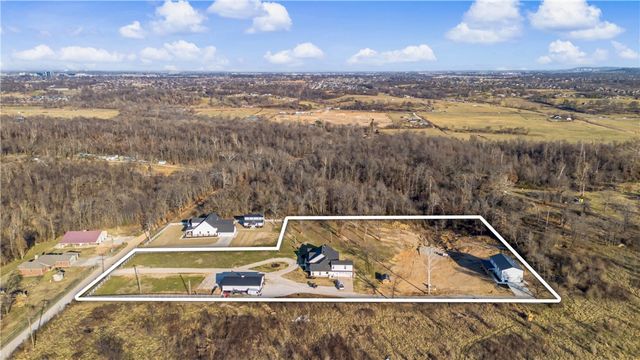 717-719 Evening Star Road, Bentonville, AR 72713