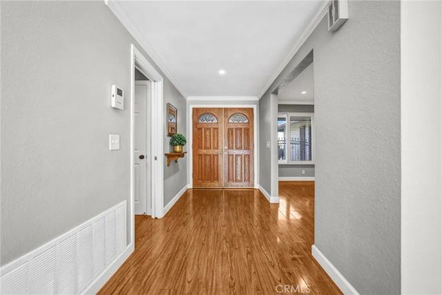 452 W Winnie Way, Arcadia, CA 91007