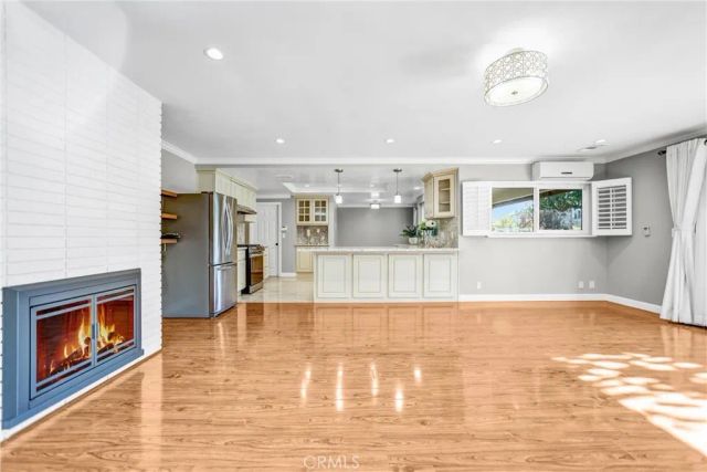452 W Winnie Way, Arcadia, CA 91007
