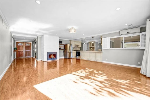 452 W Winnie Way, Arcadia, CA 91007