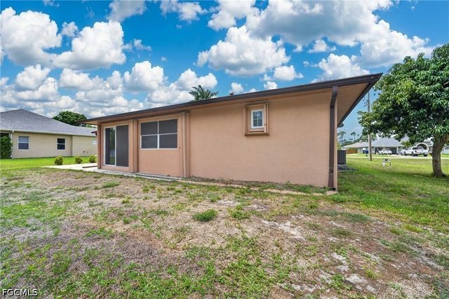 6731 Eagle Tree CT, North Fort Myers, FL 33917