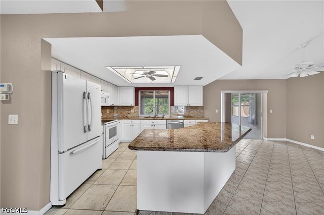 6731 Eagle Tree CT, North Fort Myers, FL 33917