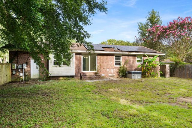 306 Brailsford Boulevard, Summerville, SC 29485