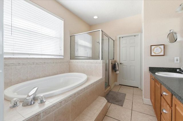 6474 BRISTOL OAKS DRIVE, Lakeland, FL 33811