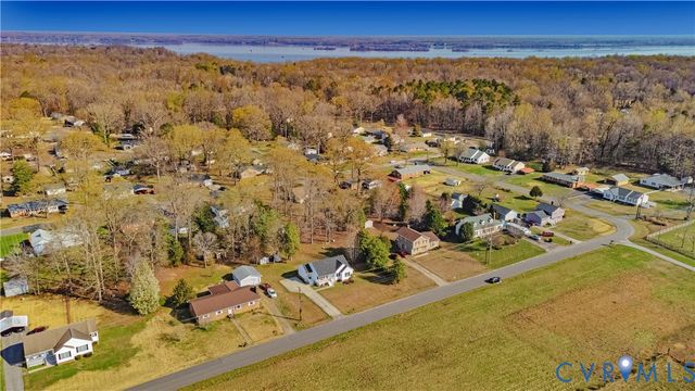 11512 Tar Bay Rd, Prince George, VA 23860