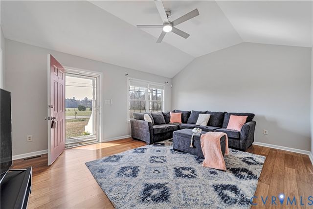 11512 Tar Bay Rd, Prince George, VA 23860