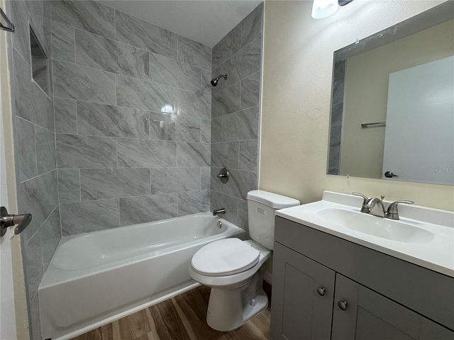 665 W JUNIATA STREET, Clermont, FL 34711