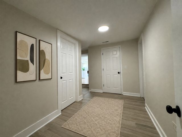 7826 W 98th Place, Hickory Hills, IL 60457