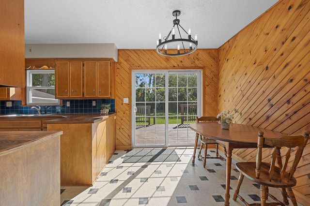 2244 PREBLE AVENUE, Green Bay, WI 54302