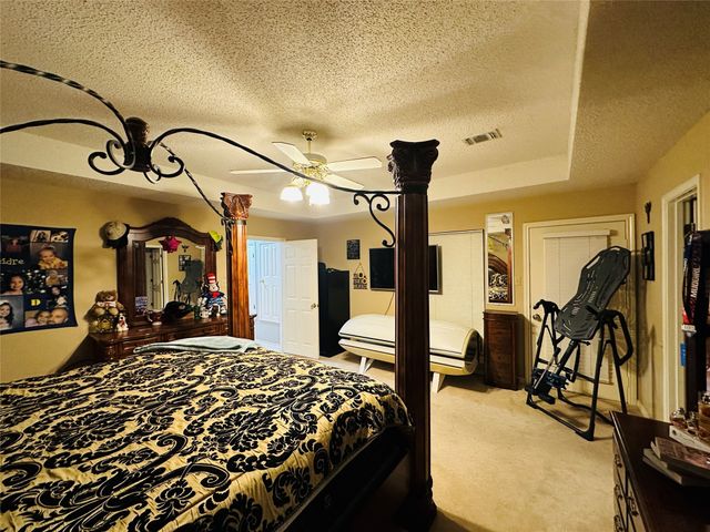 1925 N Collegiate Drive, Paris, TX 75462