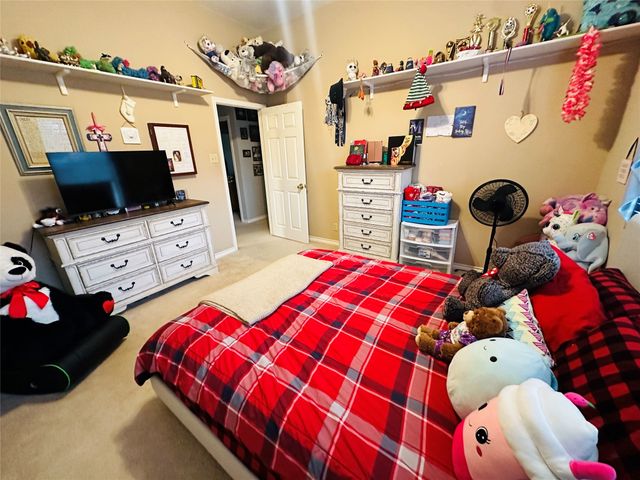 1925 N Collegiate Drive, Paris, TX 75462