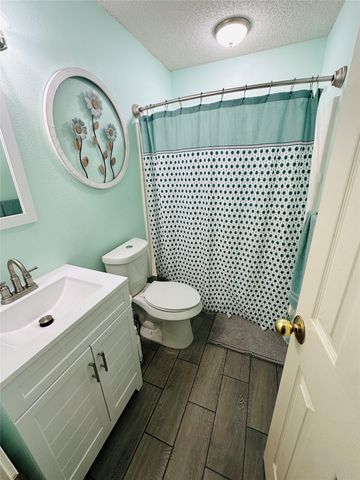 1925 N Collegiate Drive, Paris, TX 75462