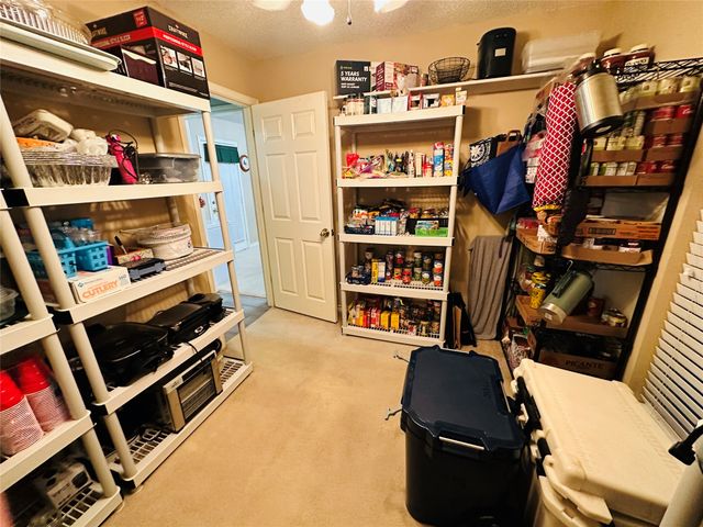 1925 N Collegiate Drive, Paris, TX 75462