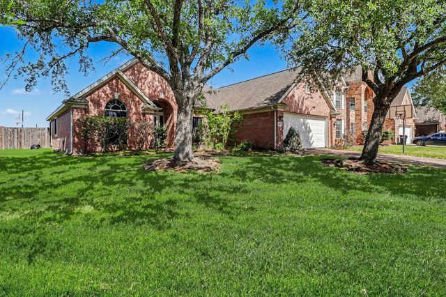 8003 Beaver Street, Baytown, TX 77523