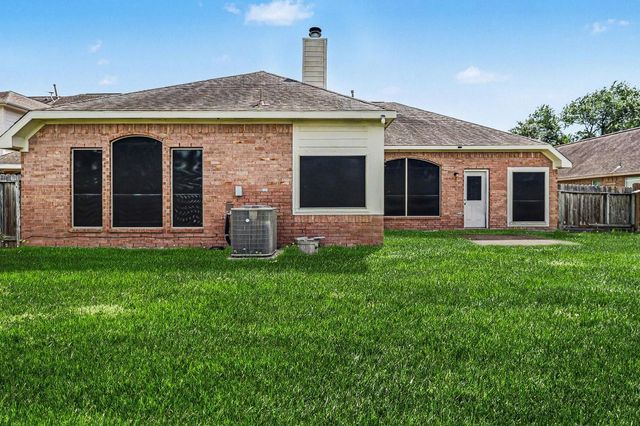 8003 Beaver Street, Baytown, TX 77523