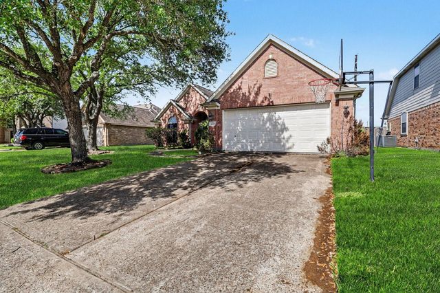 8003 Beaver Street, Baytown, TX 77523