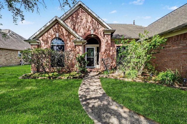 8003 Beaver Street, Baytown, TX 77523