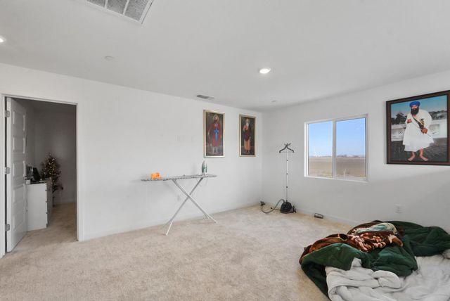 7041 Overlook Way, Stockton, CA 95219