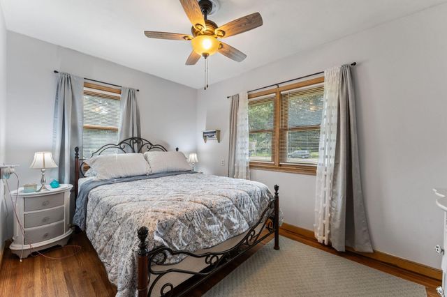 1911 County Road F E, White Bear Lake, MN 55110