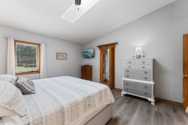 1911 County Road F E, White Bear Lake, MN 55110