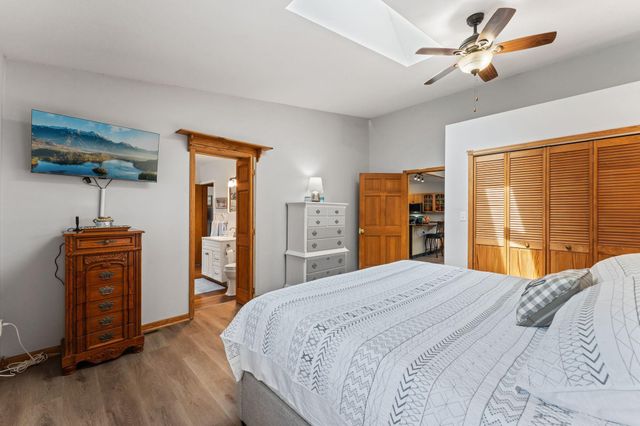 1911 County Road F E, White Bear Lake, MN 55110