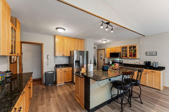 1911 County Road F E, White Bear Lake, MN 55110