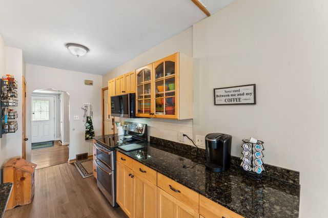 1911 County Road F E, White Bear Lake, MN 55110