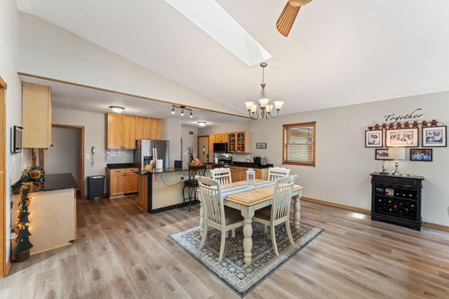 1911 County Road F E, White Bear Lake, MN 55110