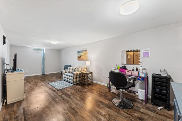 1911 County Road F E, White Bear Lake, MN 55110