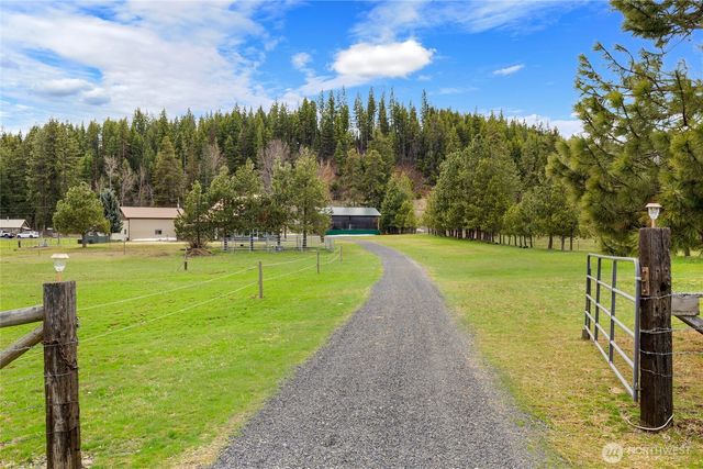 4010 Teanaway Middle Fork Rd, Cle Elum, WA 98922