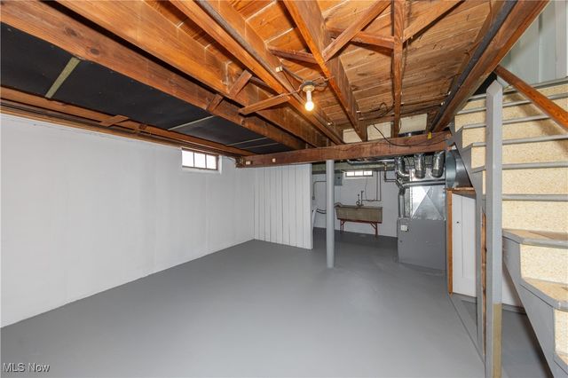 21610 Crystal Avenue, Euclid, OH 44123